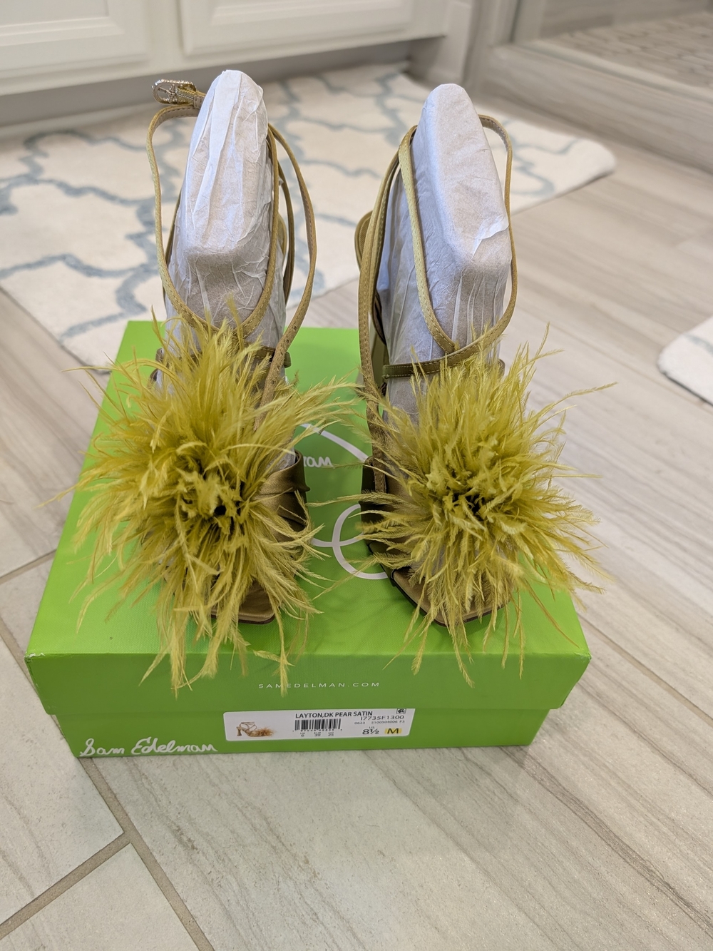 Sam Edelman Layton Pear Satin Feather-Trim Strappy High Heel Sandals. 8.5 NWT - Picture 2 of 6